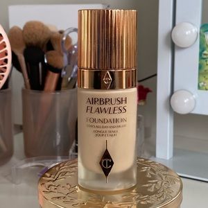 Charlotte Tilbury Airbrush Flawless Foundation